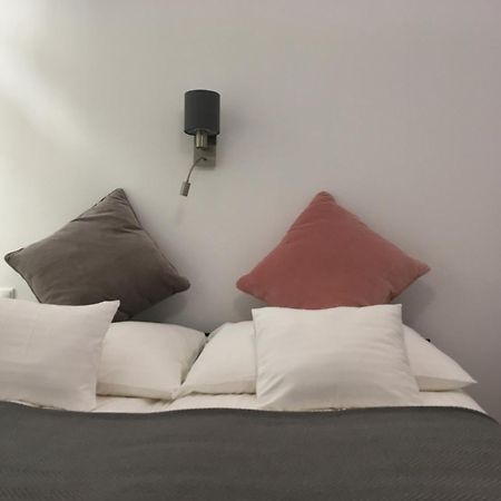 Dom Apartman Szeged Chambre photo