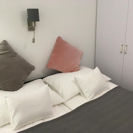 Dom Apartman Szeged Chambre photo