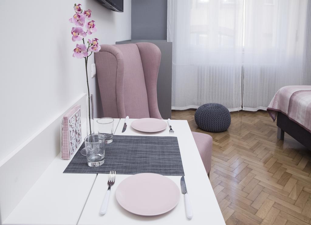 Dom Apartman Szeged Extérieur photo