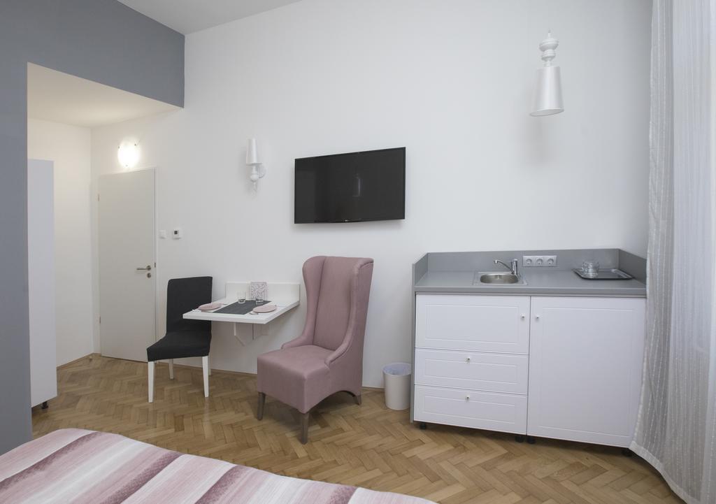 Dom Apartman Szeged Extérieur photo