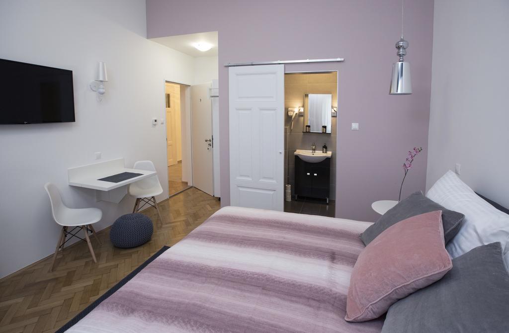Dom Apartman Szeged Extérieur photo